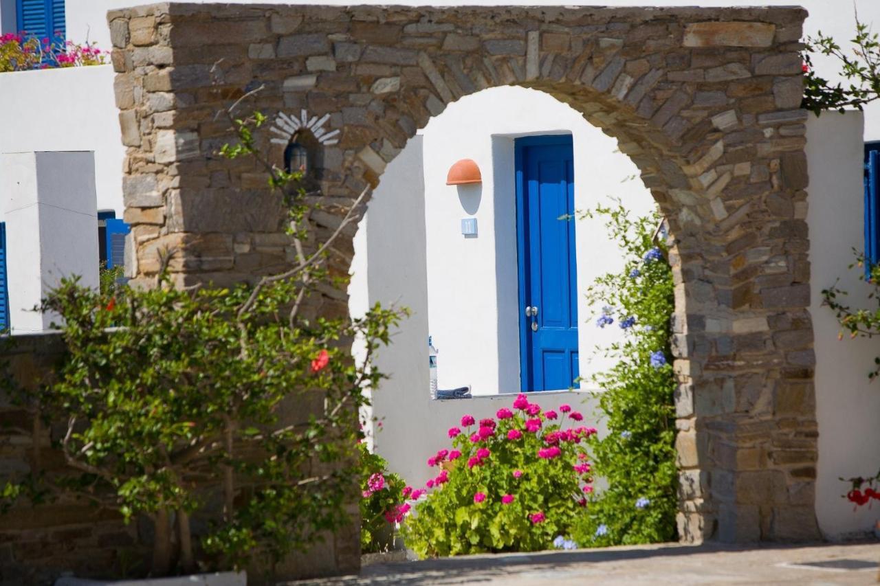 Paros Philoxenia Hotel Chrisi Akti  Exterior photo
